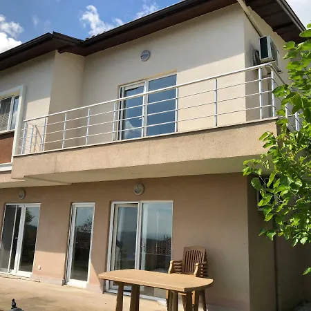 Villa Bahche Ii *